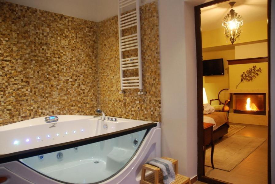 Agapi Luxury Hotel Káto Loutrákion 部屋 写真