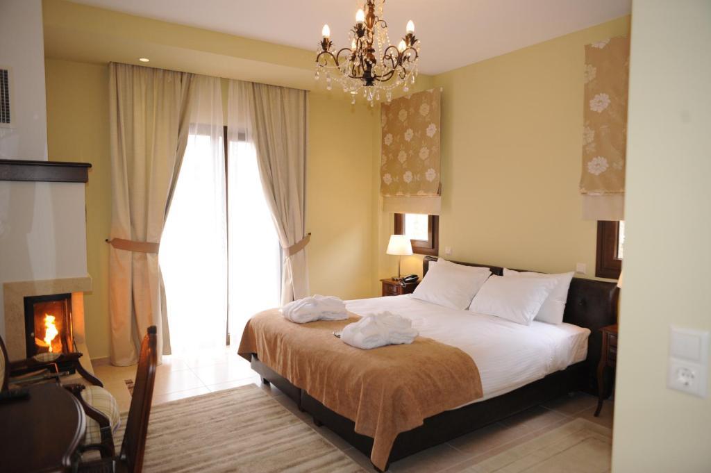 Agapi Luxury Hotel Káto Loutrákion 部屋 写真