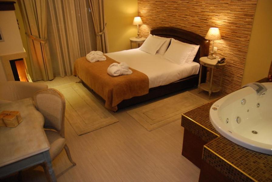 Agapi Luxury Hotel Káto Loutrákion エクステリア 写真